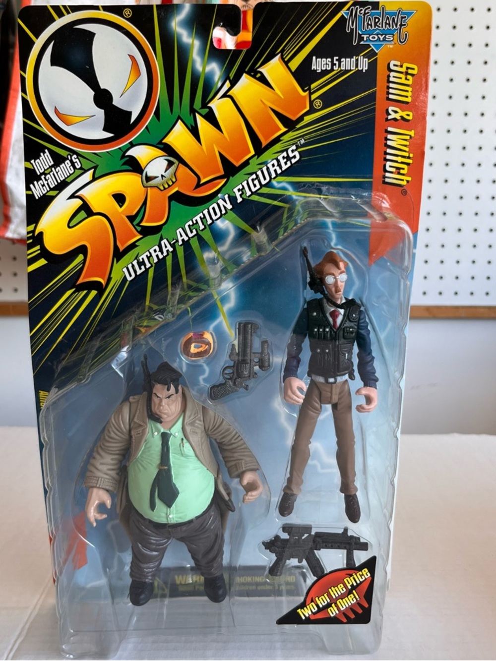 Spawn Ultra-Action Figures: Sam & Twitch - Black, Green, Brown